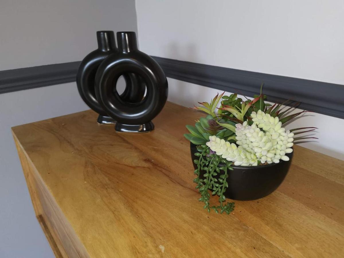 Suburban 2-Bed, Entire Home, Free Parking, Maidstone, Kent Uk Boxley Esterno foto